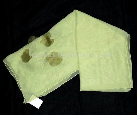  Silk Beaded Scarf (Écharpe de soie perlée)