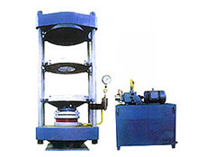 Hydraulic Tyre Vulcanizing Machine ( Hydraulic Tyre Vulcanizing Machine)