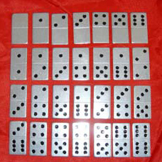  Dominoes (Домино)