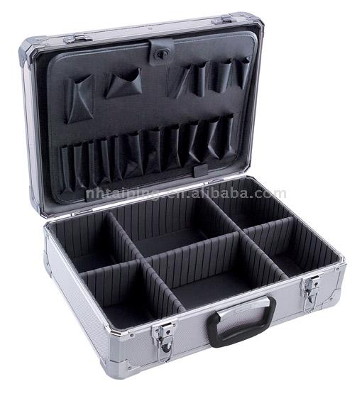  Aluminum Tool Cases (Алюминиевые ящики с инструментом)