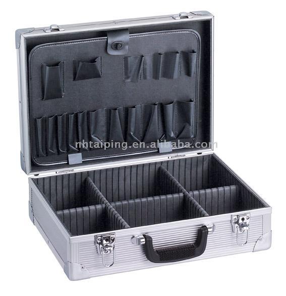  Aluminum Tool Cases (Алюминиевые ящики с инструментом)