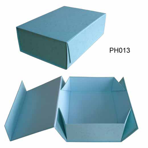  Folding Paper Gift Box