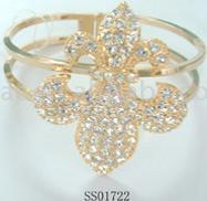  Bracelet (Браслет)