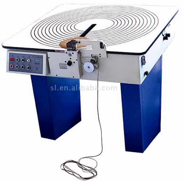  Soft Leather Spire Cut Line Machine ( Soft Leather Spire Cut Line Machine)