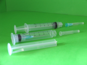  5ml Retractable Safety Syringe (Single Use Only)