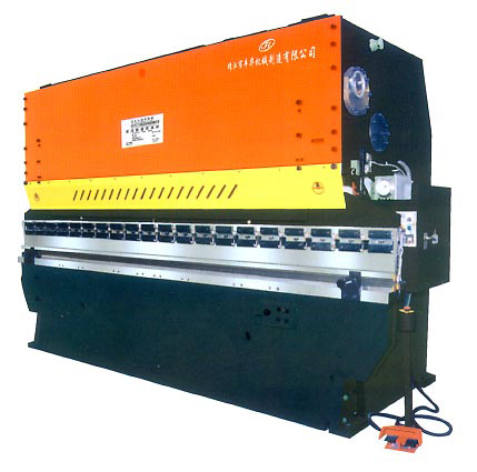  W67Y Series Hydraulic Press Brake