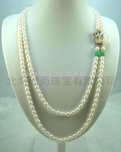  Pearl Necklace (Perlenkette)