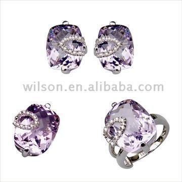  Jewelry 23379