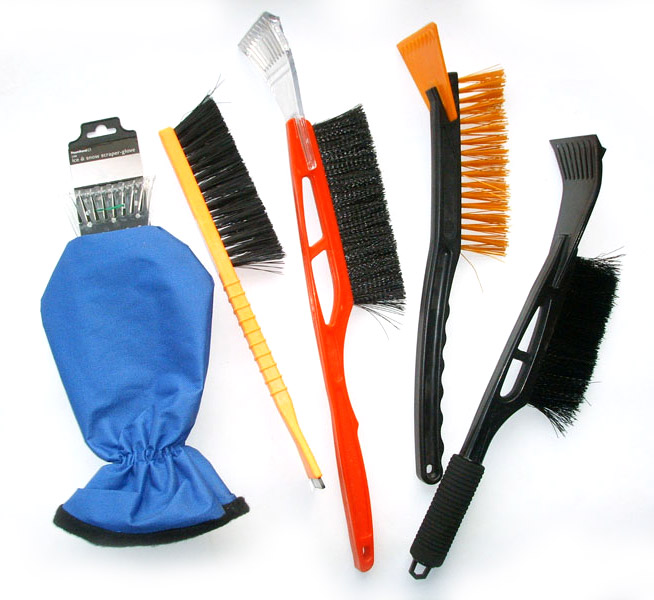  Ice Scraper (Grattoir)