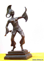  Bronze Statue (Бронзовая статуя)