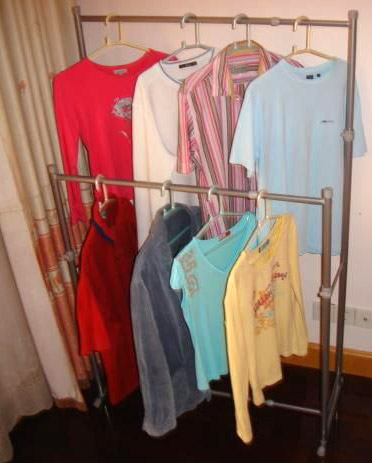  Clothes Rack