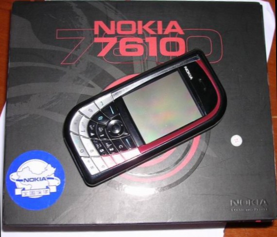  Mobile Phone (Nokia 7610) (Handy (Nokia 7610))