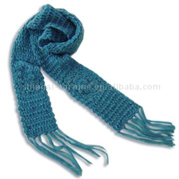  Hand-Knitted Flower Scarf (Soft Acrylic Mohair)