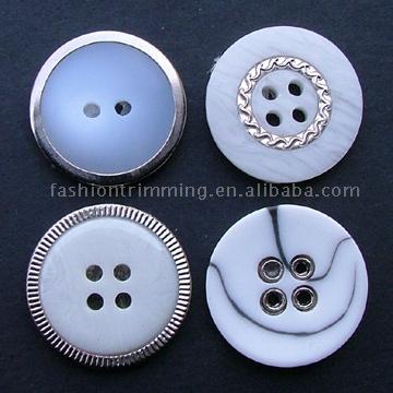  Plastic Buttons (Пластиковые пуговицы)