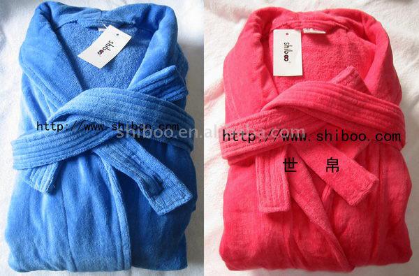  Bathrobe (Peignoir)