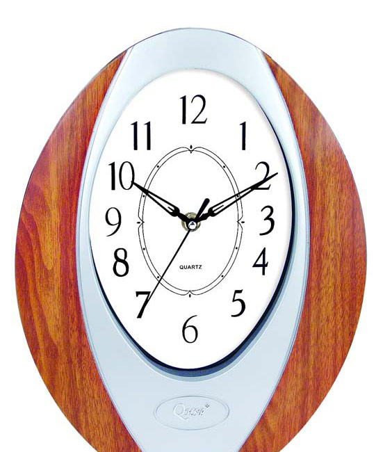  Quartz Clock (Quarzuhr)