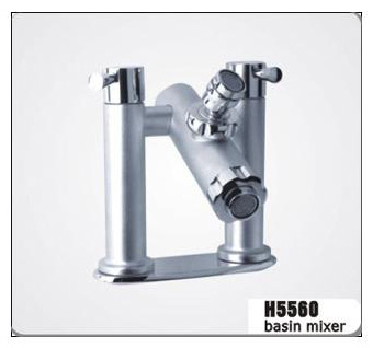  Faucet (Robinet)