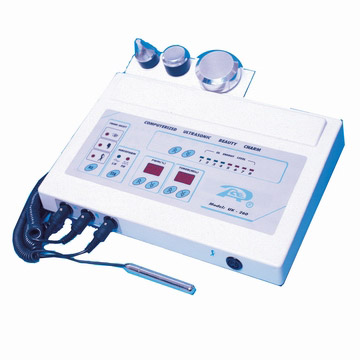  3 Heads Ultrasonic Beauty Equipment Uk260 (3 Глава ультразвуковое оборудование Красота Uk260)