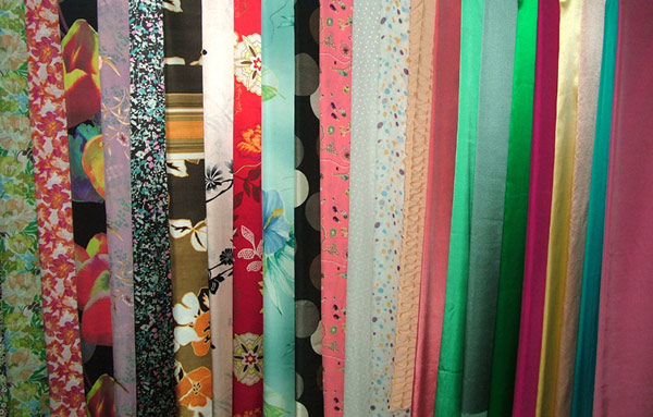 Silk Fabric ()