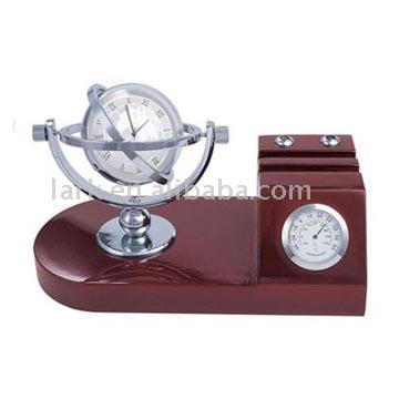  Wooden Clock with Globe ( Wooden Clock with Globe)