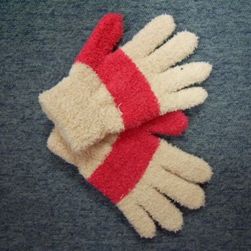  Magic Knitted Glove (Magic Gant tricoté)