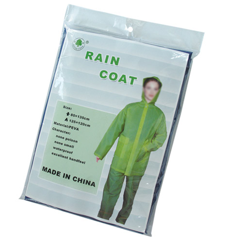  Raincoat (Imperméable)