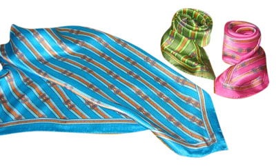  Square Scarf ()