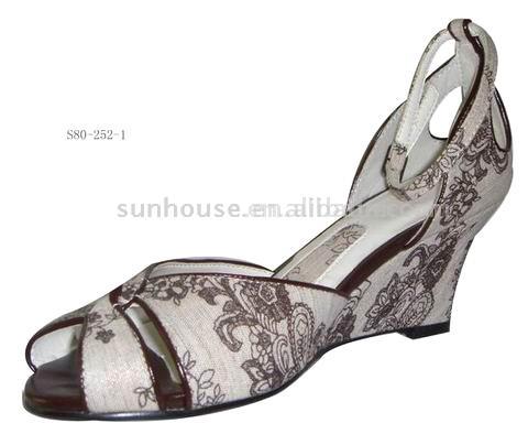  Ladies` Fashion Shoes (Мода женская обувь)