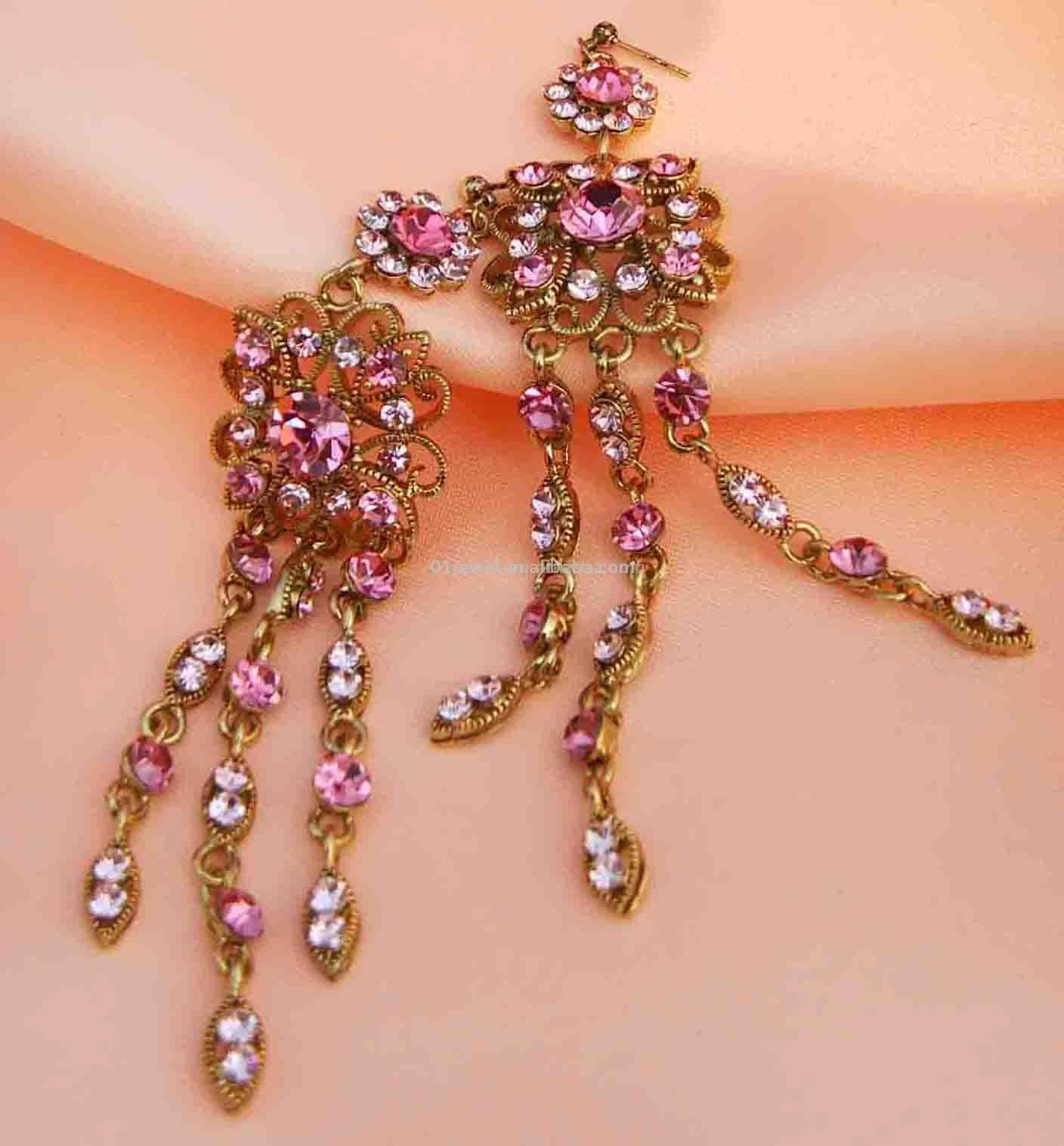  Czechic Rhinestone Earrings (Чешское Rhinestone серьги)