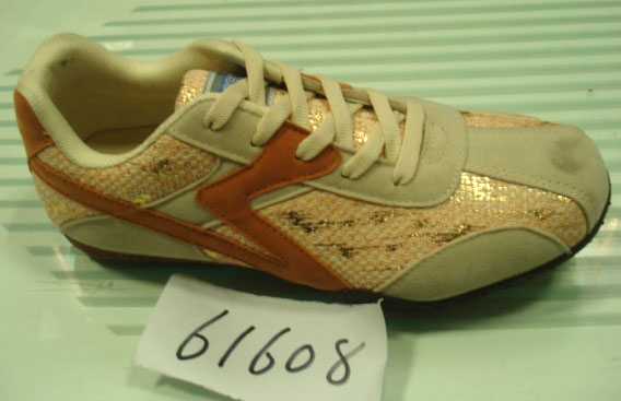  Casual & Sport Shoes (Casual & Chaussures de sport)