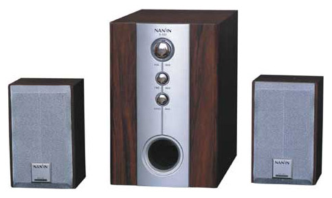  Multimedia Speakers (Multimedia-Lautsprecher)