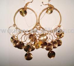  Earring (Earring)