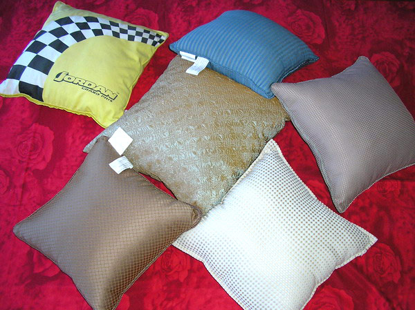  Cushion (Подушка)