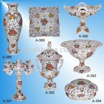 Hand-Painted Rose Pattern with Gold Leaves (Hand-Painted Rose Pattern with Gold Leaves)