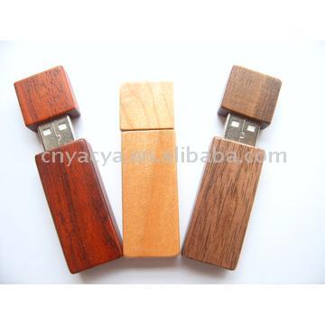  Wooden USB Drive (Деревянный USB Drive)