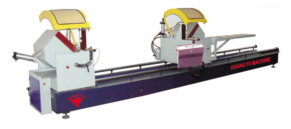  CNC Double Mitre Saw (CNC double scie à onglets)