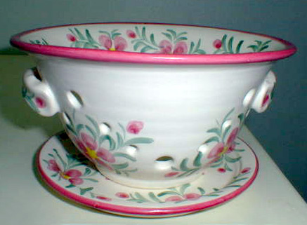  Stoneware Berry Bowl with Plate (Grès Berry Bowl avec Plate)
