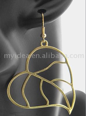  Earring (Earring)