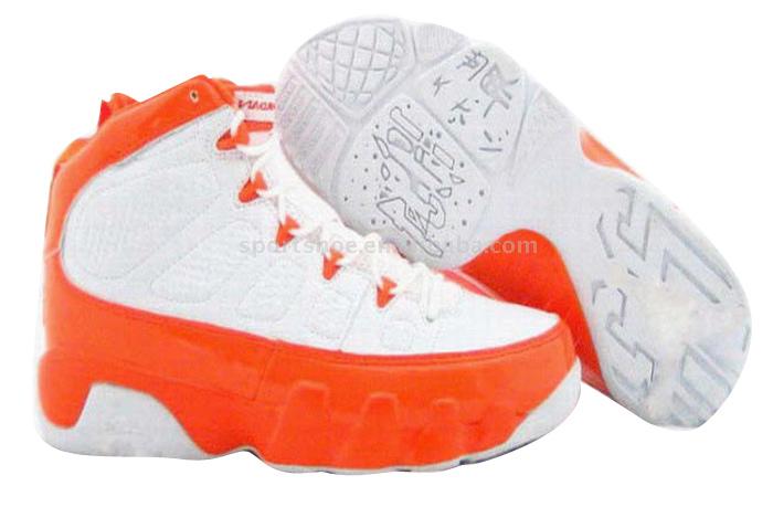 Air New Version von Retro Basketball Shoes (Air New Version von Retro Basketball Shoes)