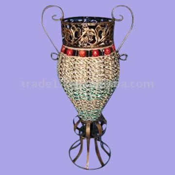  Iron Vase (Fer Vase)