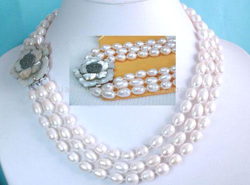  Three Rows Freshwater Pearl Necklace with Shell Flower Clas (Три ряда пресноводных Жемчужное ожерелье с Shell Цветочная Clas)