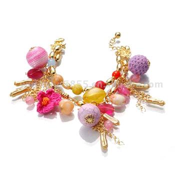  Beaded Bracelet (Bracelet en perles)