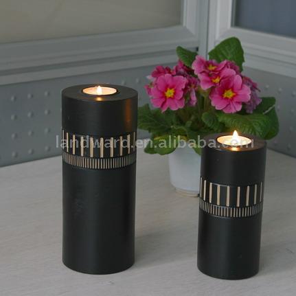  Wooden Candle Holder With Carved Decoration ( Wooden Candle Holder With Carved Decoration)