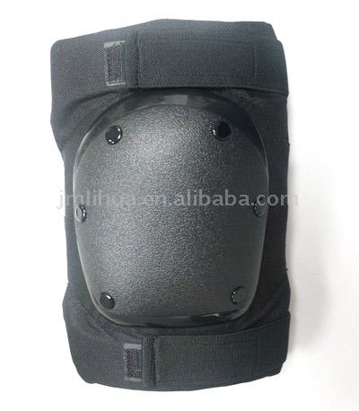  Knee Pad (Наколенники)