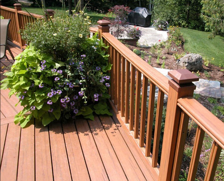  Plastic-Wood Balustrade (Kunststoff-Holz-Geländer)