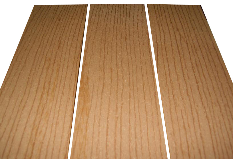  Plastic-Wood Profile (En plastique et bois profil)