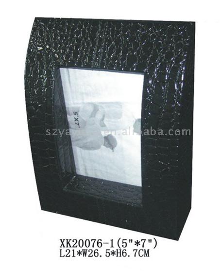  Faux Crocodile Photo Frame (5" x 7") ( Faux Crocodile Photo Frame (5" x 7"))