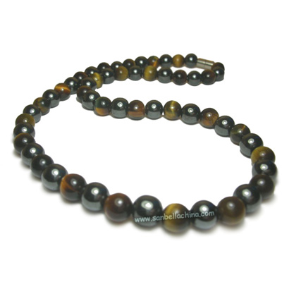  Health Magnetic Necklaces