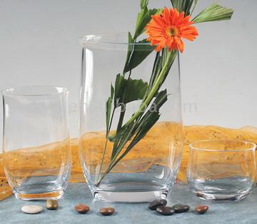 Clear Glass Vase (Vase en verre clair)