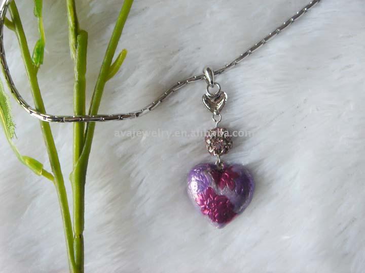  Heart Shaped Enamel Necklace (Heart Shaped émail Collier)